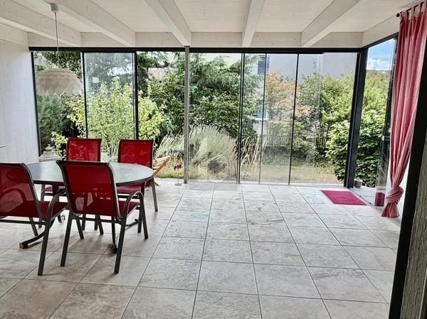 MIT GROSSEM GARTEN AN RUHIGER LAGE 3