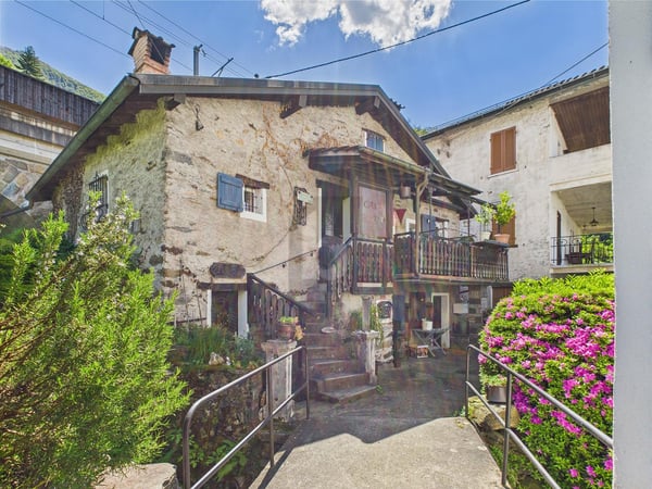 ACCOGLIENTE E TRANQUILLA CON VISTA LAGO 1