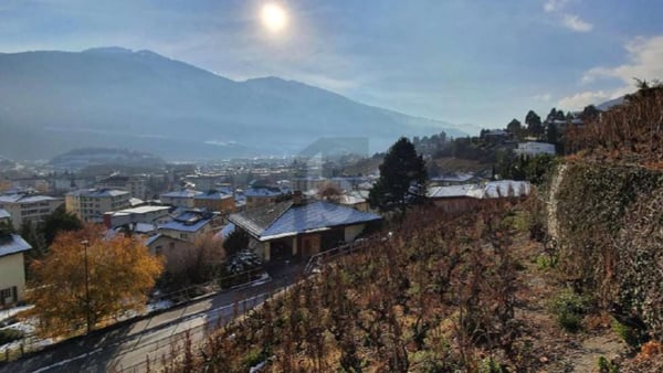 EXKLUSIVE LAGE MIT UNVERBAUBARER AUSSICHT 5