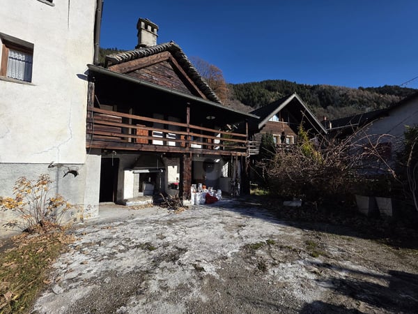 SPAZIOSA E SOLEGGIATA IN POSIZIONE TRANQUILLA 2