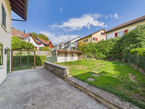 AN RUHIGER LAGE MIT EIGENEM GARTEN 2