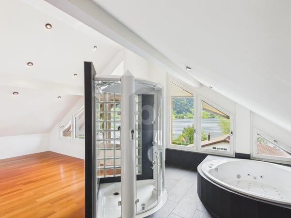 HIGH-END LIVING: RUHIGE LAGE MIT SPA 5