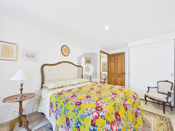 ÉLÉGANT LOGEMENT MEUBLÉ AU CHARME CONTEMPORAIN 5