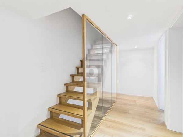 HOCHWERTIG UND KOMPLETT RENOVIERT 3
