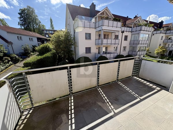GROSSZÜGIG, SONNIG UND STILVOLL