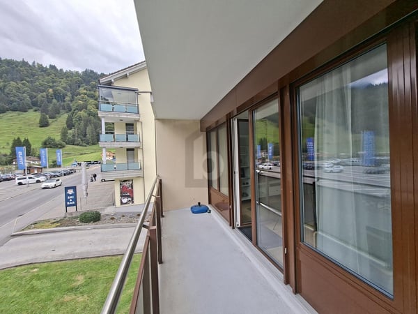 SCHLÜSSELFERTIG & MODERN, DIREKT AM SKILIFT 2