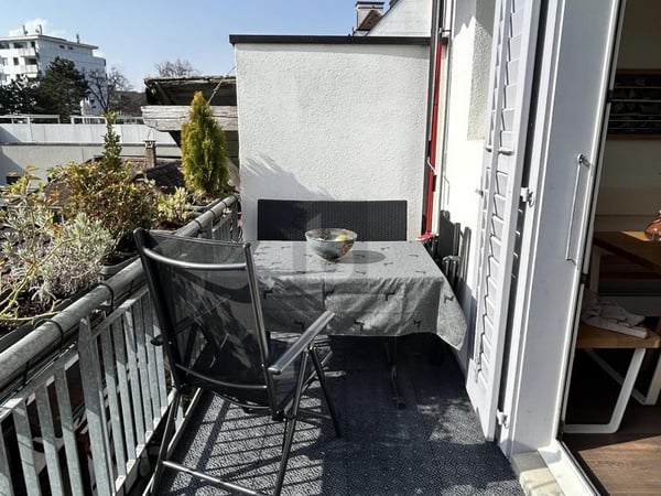 MÖBLIERT AN ZENTRALER LAGE 5