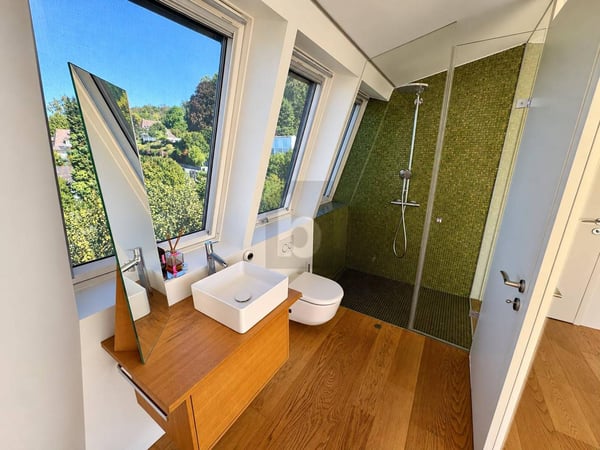 RUHIG, PRIVAT, MIT AUSSICHT 5