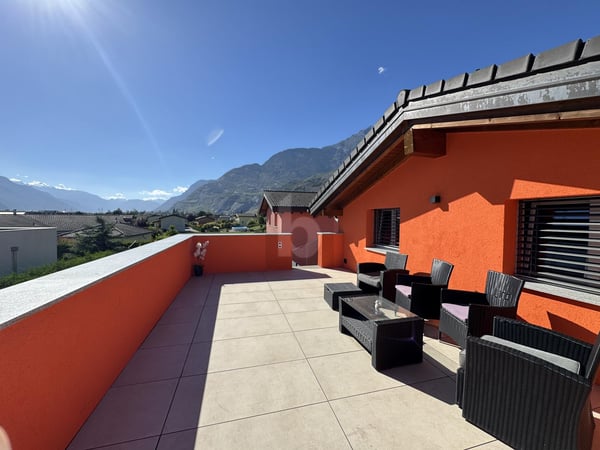 PRIX TOP, MODERNE AVEC JARDIN ET TERRASSES 4