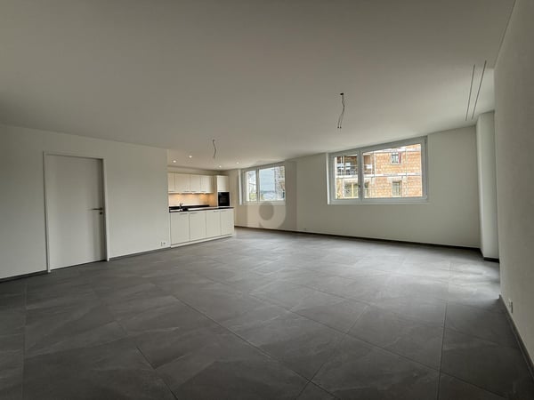 GROSSZÜGIG WOHNEN MIT BALKON & WEITBLICK 2