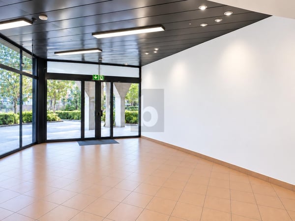 EMPLACEMENT IDEAL, SPACIEUX ET LUMINEUX 2