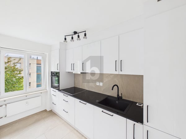 NEU RENOVIERT - GROSSZÜGIGER BALKON UND WEITBLICK 4