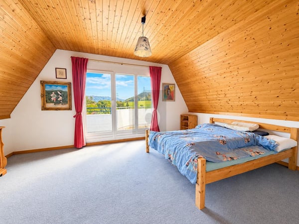 MIT HERRLICHER WEITSICHT IN NATURNAHER LAGE 4
