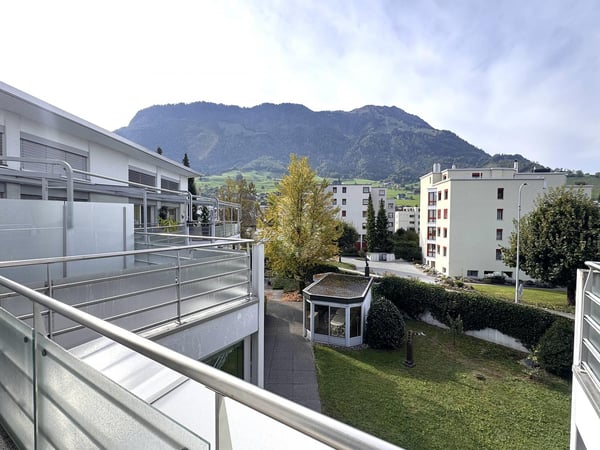 GROSSZÜGIGE RÄUME MIT HERRLICHER AUSSICHT 2