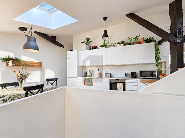 DANS FERME RÉNOVÉE AVEC TERRASSE ET JARDIN 2