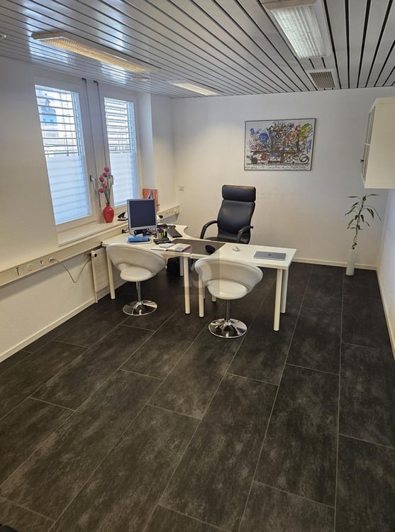 BUREAUX AU COEUR DE FRIBOURG