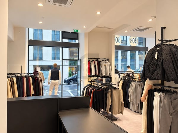 ARCADE COMMERCIALE AU COEUR DE GENÈVE 3