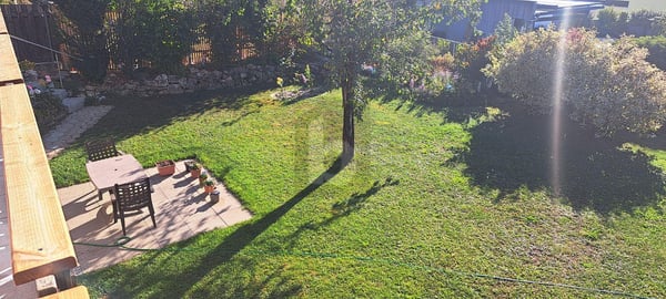 FRISCH RENOVIERT MIT BALKON UND GARTEN! 2
