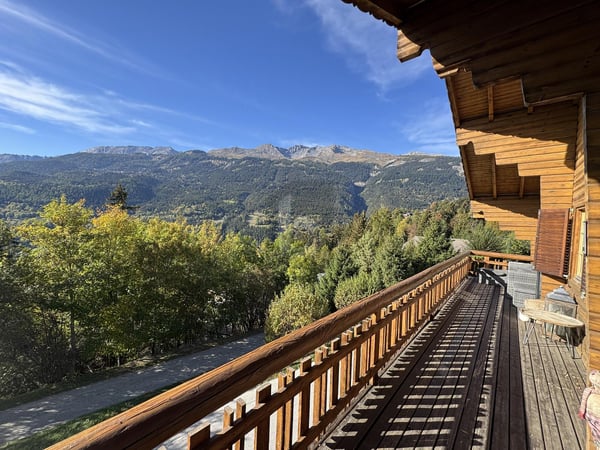 MAGNIFIQUE, RÉNOVÉ AU COEUR DES MONTAGNES 3