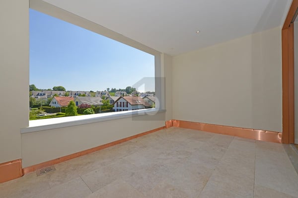 STILVOLL UND MODERN MIT SCHÖNER LOGGIA 2