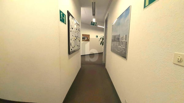 BUREAUX PRIVATIFS LUMINEUX AVEC ESPACES PARTAGÉS 4