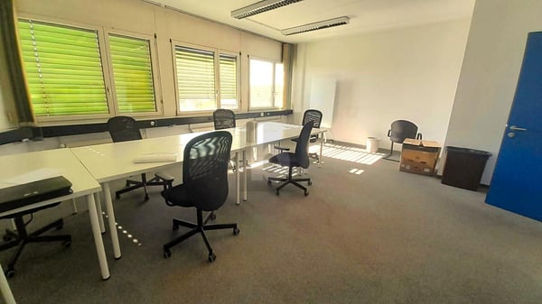 BUREAUX PRIVATIFS LUMINEUX AVEC ESPACES PARTAGÉS 2