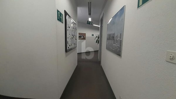 BUREAUX PRIVATIFS LUMINEUX AVEC ESPACES PARTAGÉS 4