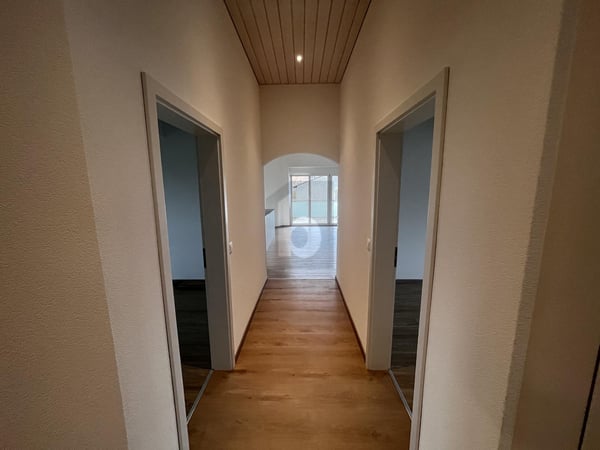 VIEL PLATZ, ZWEI BALKONE UND HERRLICHE WEITSICHT 3