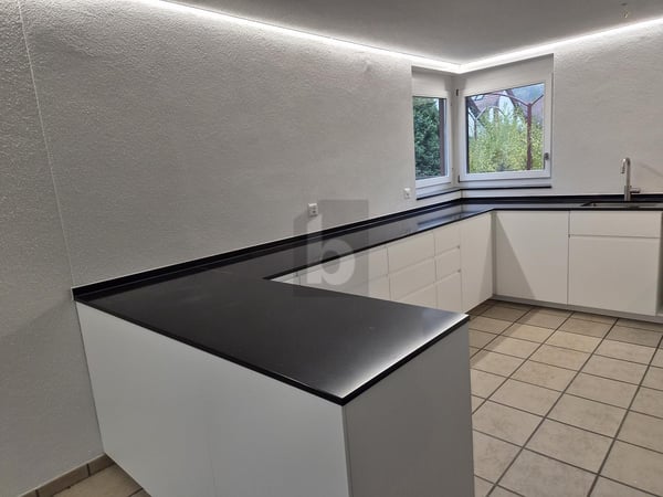 FRISCH RENOVIERT MIT GARTEN UND VIEL PLATZ 5