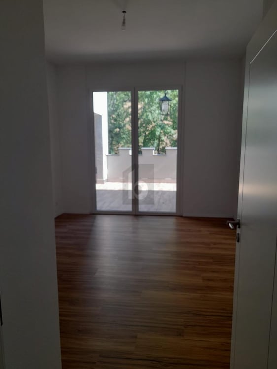 3.5 ZIMMER ATTIKA MIT EINZIGARTIGEM BURGCHARAKTER 5