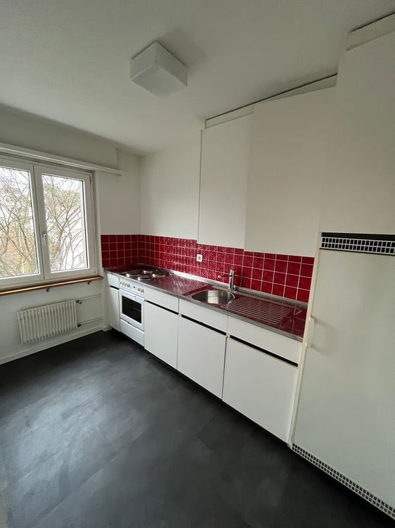 Praktische 1-Zimmerwohnung mit Balkon in Dietikon 10