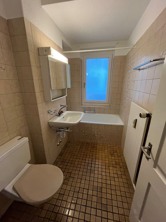 3 Zimmer Wohnung am Manesseplatz – zentral und praktisch 13