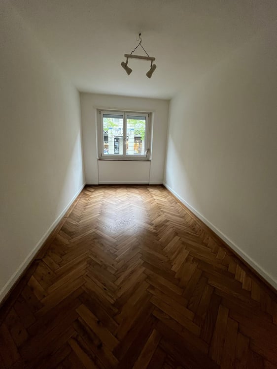 3 Zimmer Wohnung am Manesseplatz – zentral und praktisch 4