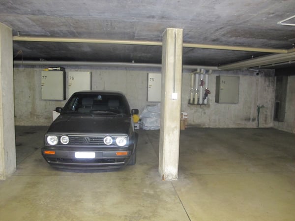 Tiefgaragenplatz zu vermieten in Benglen (8121) 3