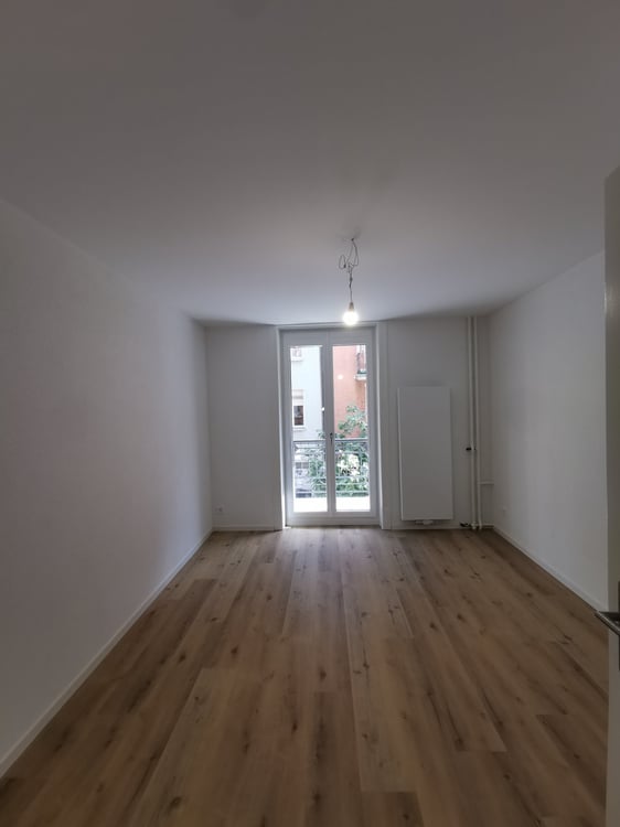 Frisch renovierte 3-Zimmer-Wohnung nahe Bahnhof Wiedikon (ab sofort) 9