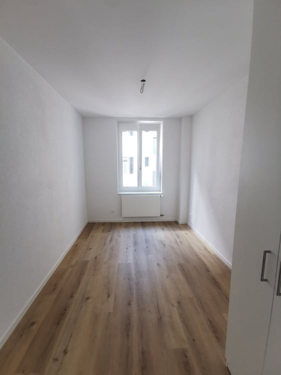 Frisch renovierte 3-Zimmer-Wohnung nahe Bahnhof Wiedikon (ab sofort) 6