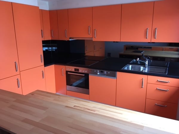 ruhige und schöne 4 Zimmer Wohnung mit Balkon 1