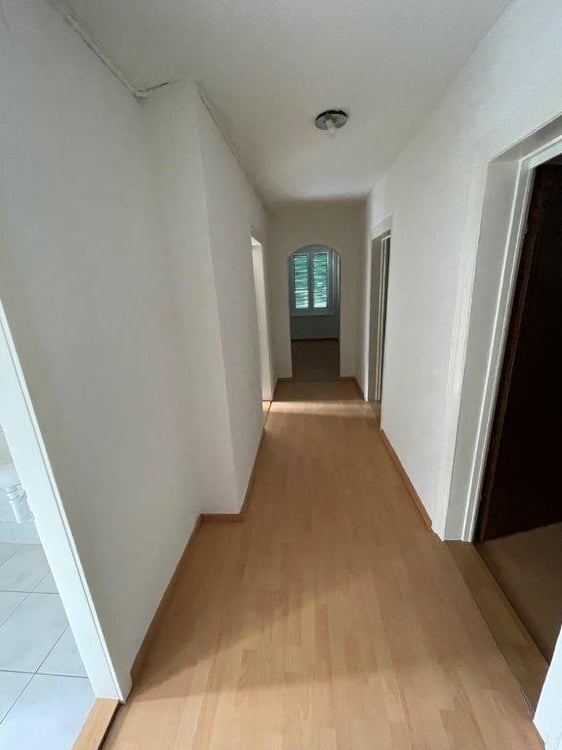 Geräumige 4.5 Zi. Wohnung zu vermieten! 2