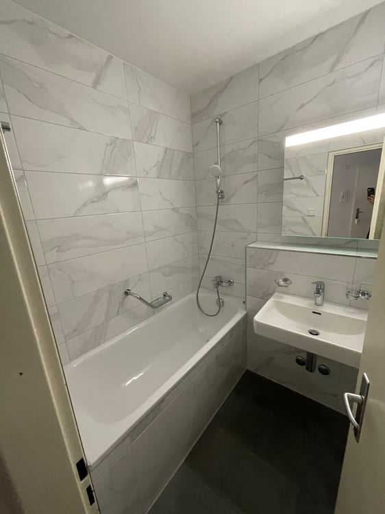 Sanierte und geräumige 3.5 Zi. Wohnung zu vermieten! 6