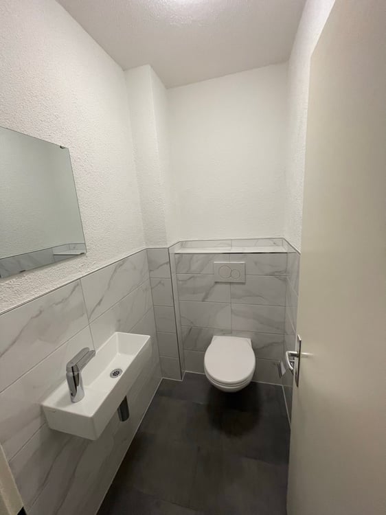 Sanierte und geräumige 3.5 Zi. Wohnung zu vermieten! 7
