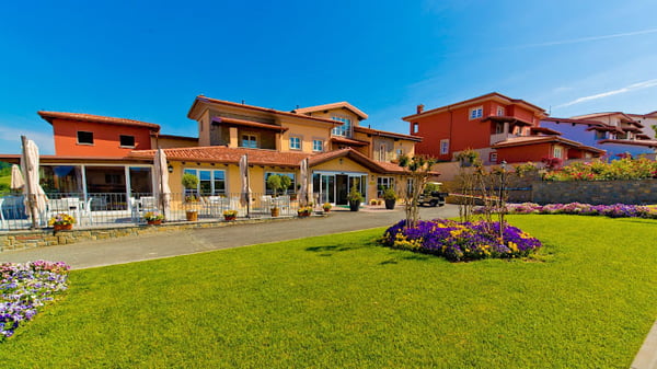 Villa in Capriata d'Orba – Wohnen im Piemont im Golfparadies 27