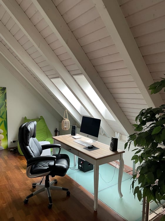 3 1/2-Zimmer-Maisonette-Wohnung mit traumhafter Aussicht 16