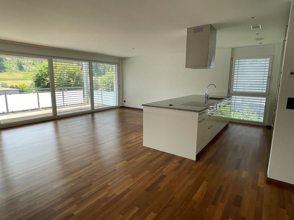 Moderne 3.5-Zimmer-Wohnung mit Traum-Aussicht 9