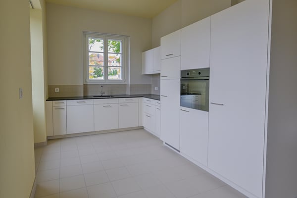 Charmante 5.5-Zimmer-Wohnung mit Kachelofen und Fischgrätparkett 5
