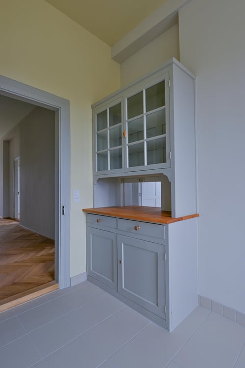Charmante 5.5-Zimmer-Wohnung mit Kachelofen und Fischgrätparkett 7