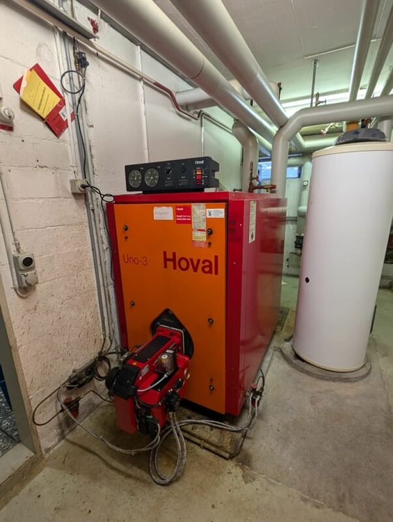 Stolze Gewerbeliegenschaft in Dällikon 10