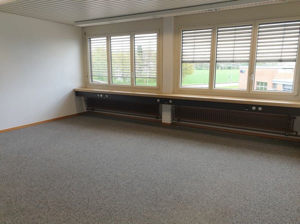 Attraktive Büro- und Gewerbeliegenschaft in Suhr 5