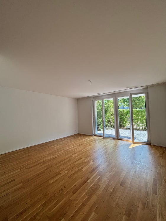 Moderne und stilvolle Wohnung mit Gartensitzplatz 2