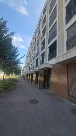 Moderne und stilvolle Wohnung mit Gartensitzplatz 1