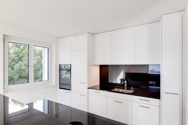 Traumhafte Seeblick Wohnung mit zwei Balkone 2